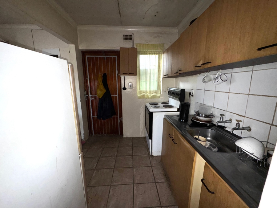 5 Bedroom Property for Sale in Delft South Western Cape